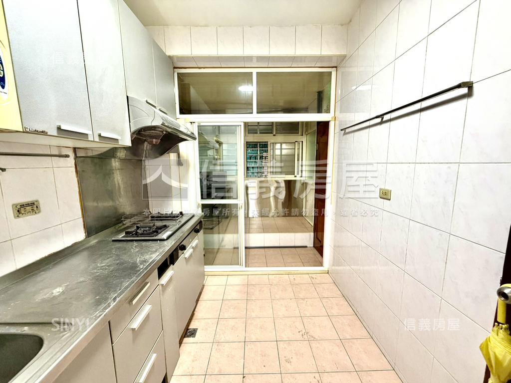 秀朗學區方正３樓房屋室內格局與周邊環境