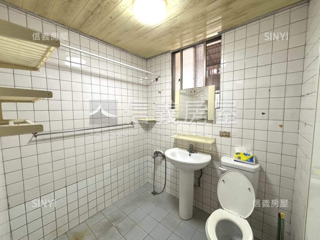 漢生東路二樓房屋室內格局與周邊環境