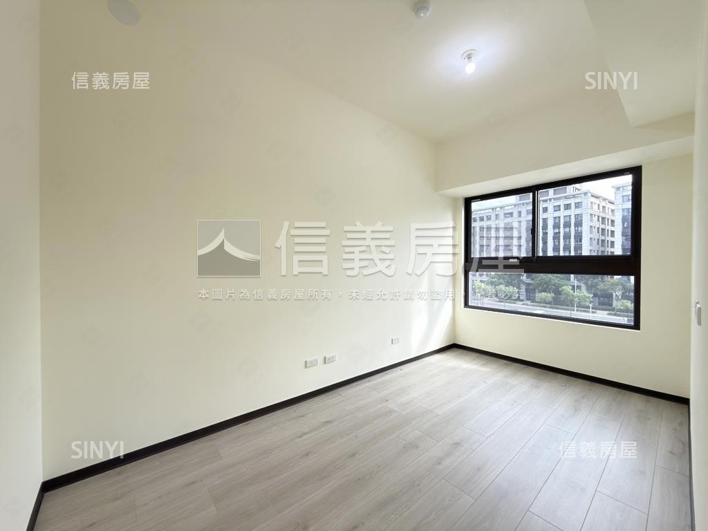 【精選】長耀四季三房車位房屋室內格局與周邊環境