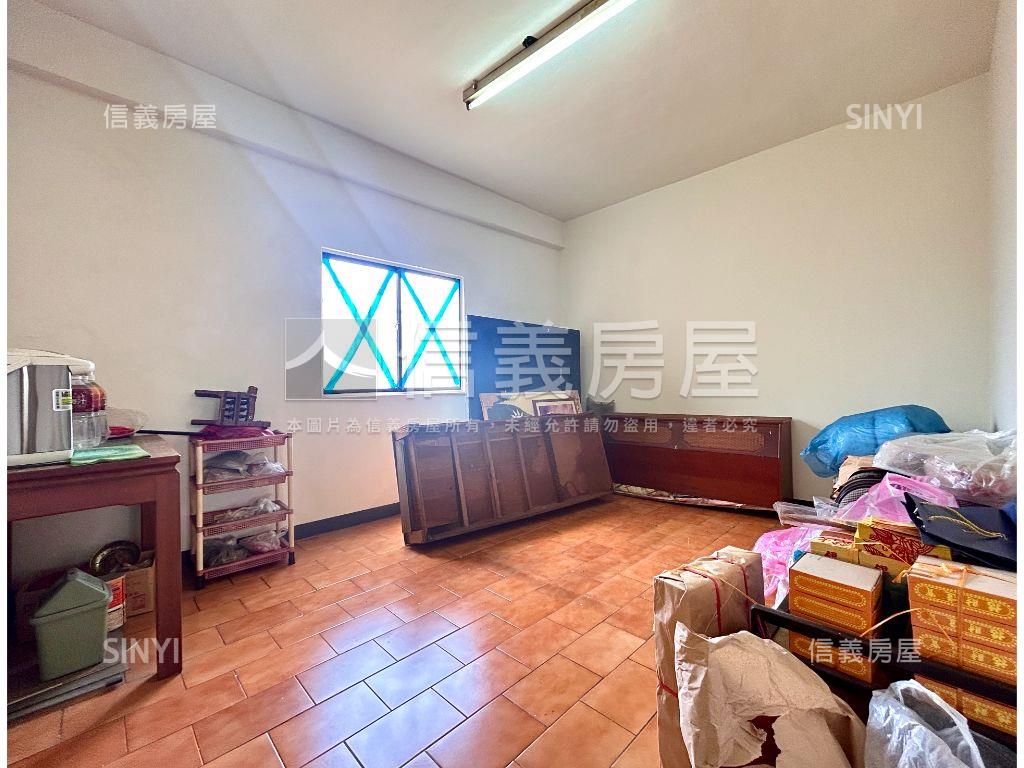 鳳山面寬正街透天房屋室內格局與周邊環境