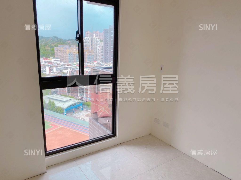 葳格博閱●頂峰２房帶車位房屋室內格局與周邊環境