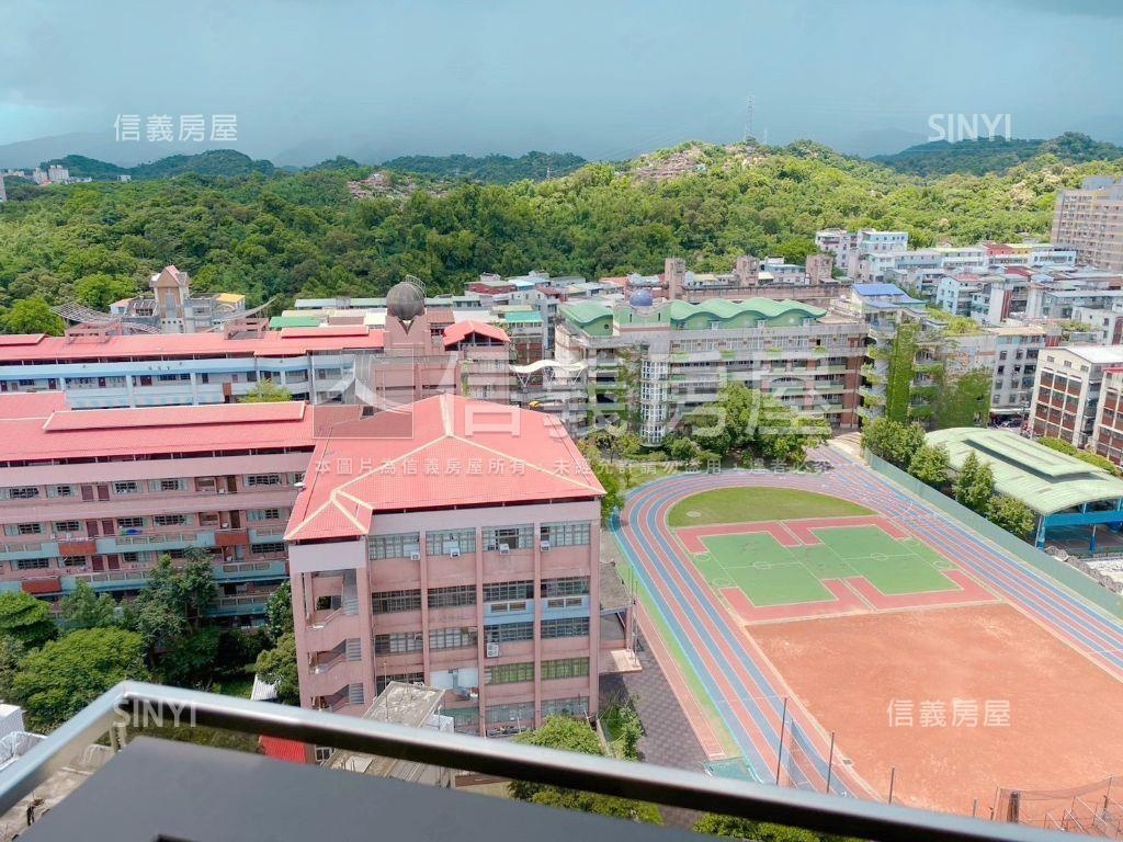 葳格博閱●頂峰２房帶車位房屋室內格局與周邊環境