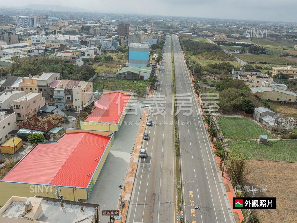 臨約三十米路全家鄰居房屋室內格局與周邊環境