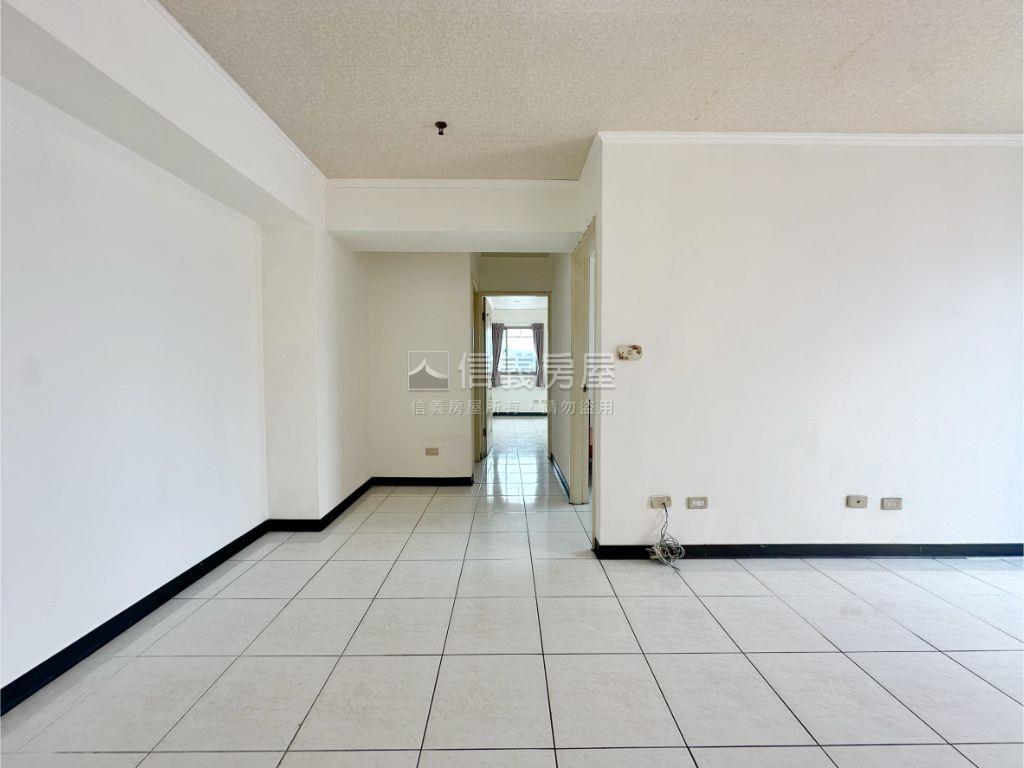 君國天廈遠眺美景經典美宅房屋室內格局與周邊環境