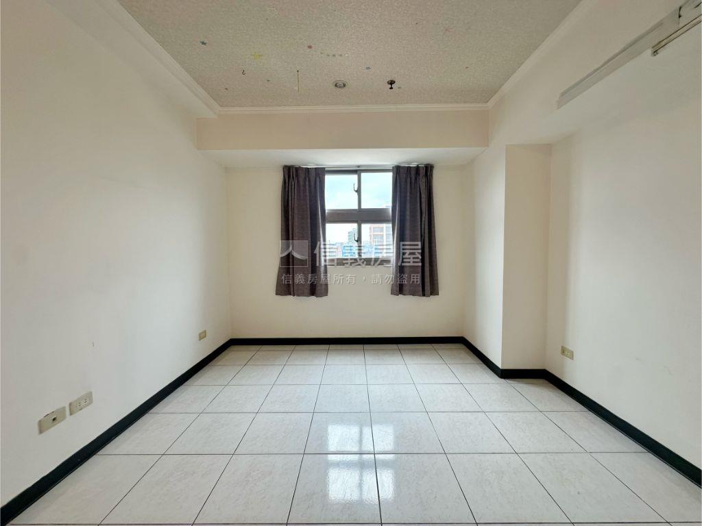 君國天廈遠眺美景經典美宅房屋室內格局與周邊環境