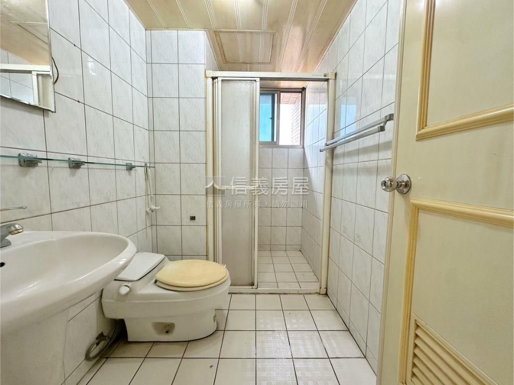 君國天廈遠眺美景經典美宅房屋室內格局與周邊環境