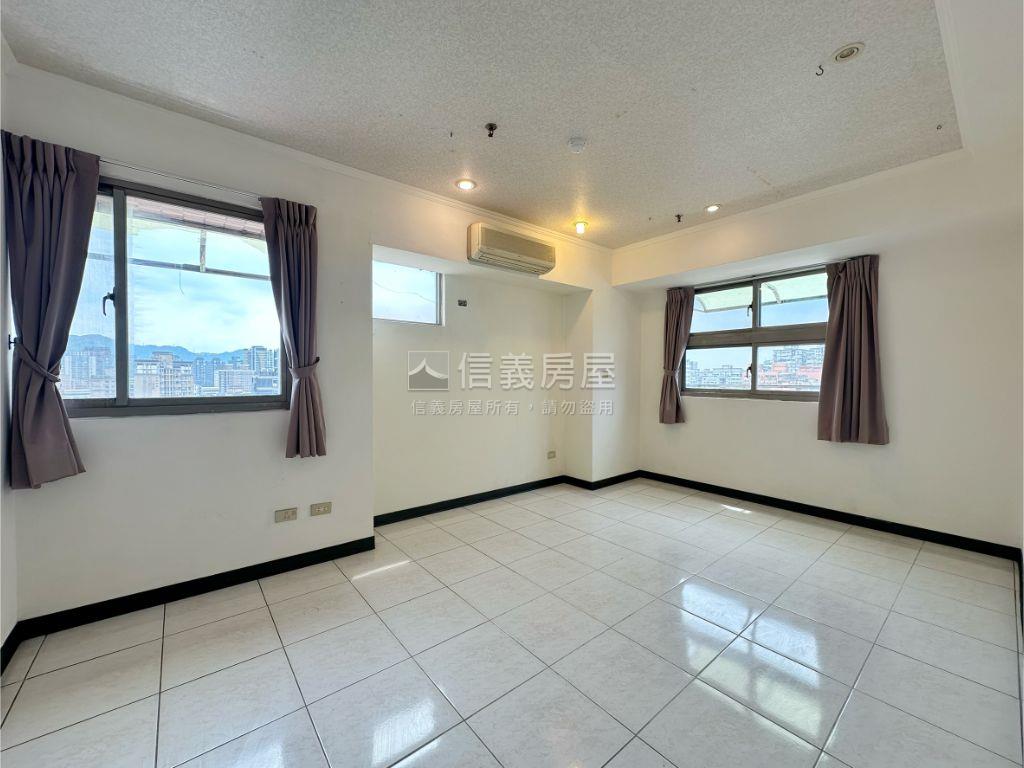 君國天廈遠眺美景經典美宅房屋室內格局與周邊環境