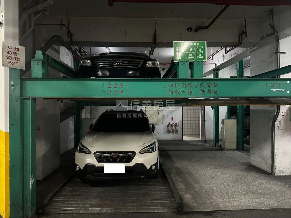 君國天廈遠眺美景經典美宅房屋室內格局與周邊環境