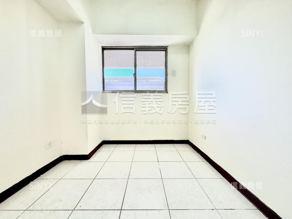 工學商圈三房平車房屋室內格局與周邊環境