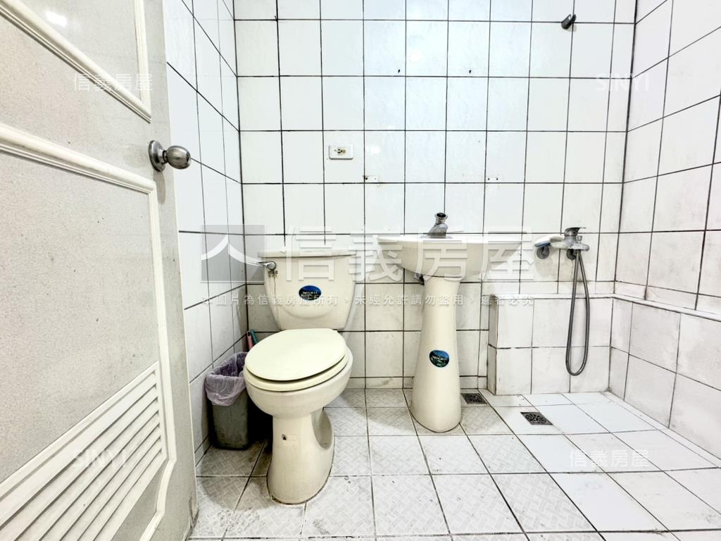 工學商圈三房平車房屋室內格局與周邊環境