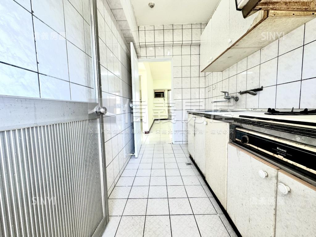 工學商圈三房平車房屋室內格局與周邊環境