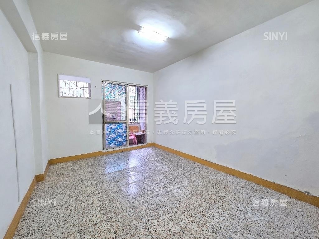 中正路方正二樓房屋室內格局與周邊環境