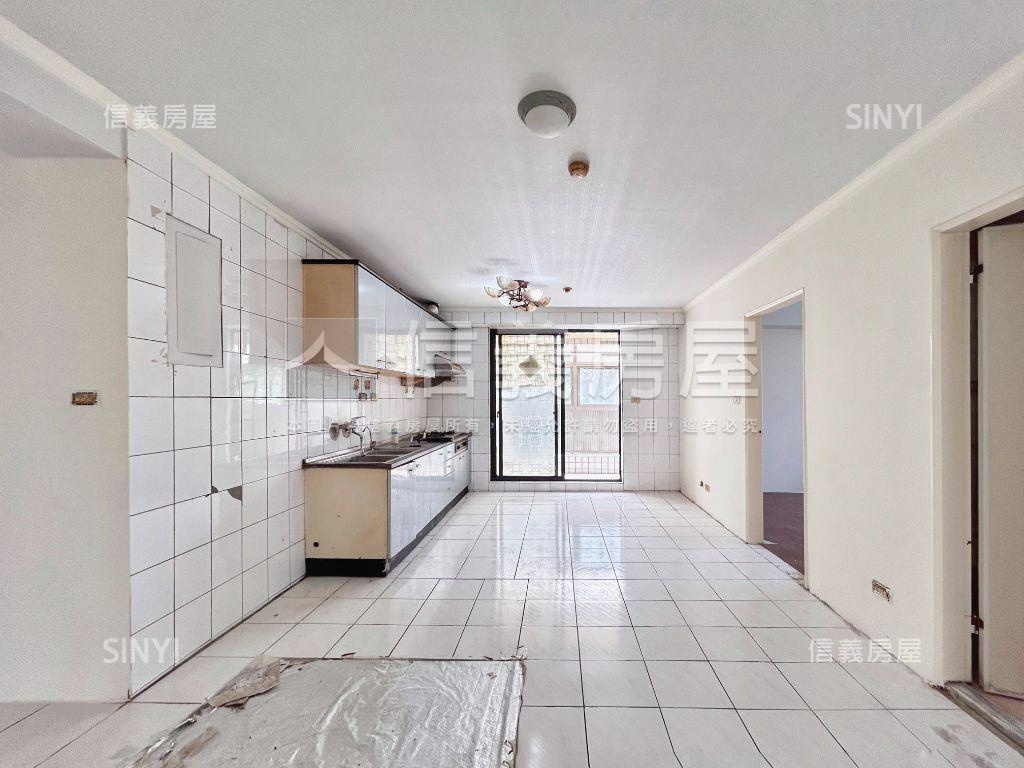 林口好宅三房附車位房屋室內格局與周邊環境