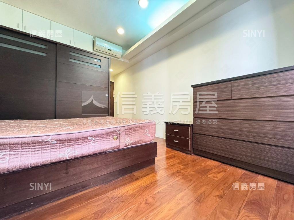 世紀皇家朝外明亮美屋房屋室內格局與周邊環境