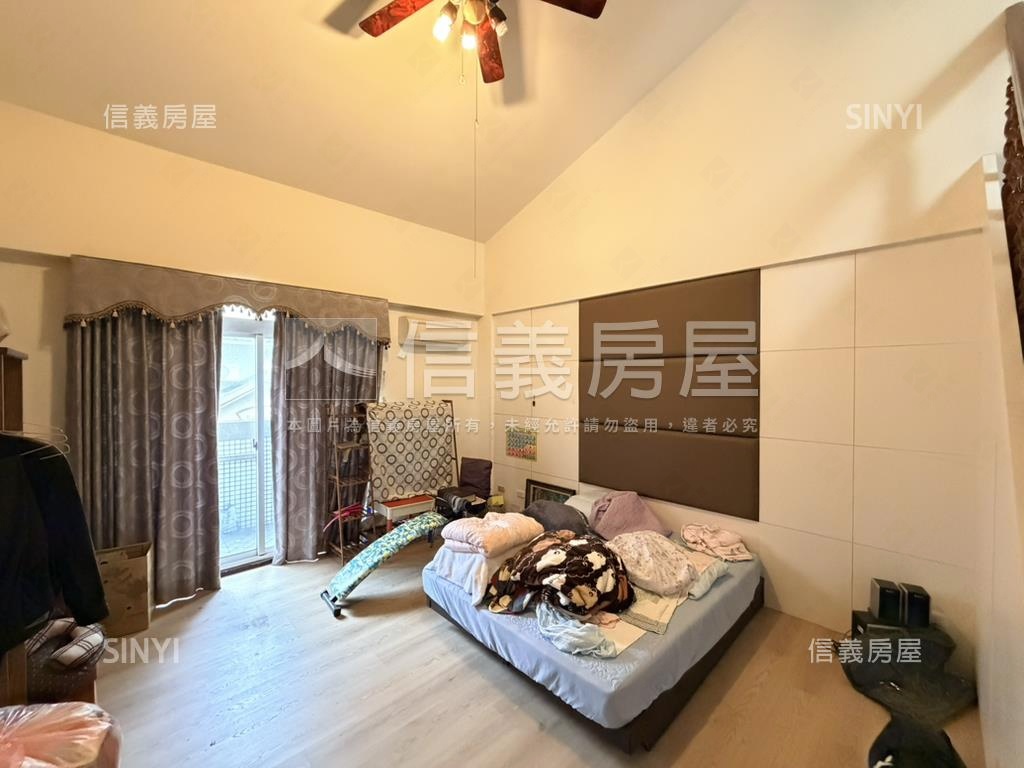 紅透天稀有釋出房屋室內格局與周邊環境