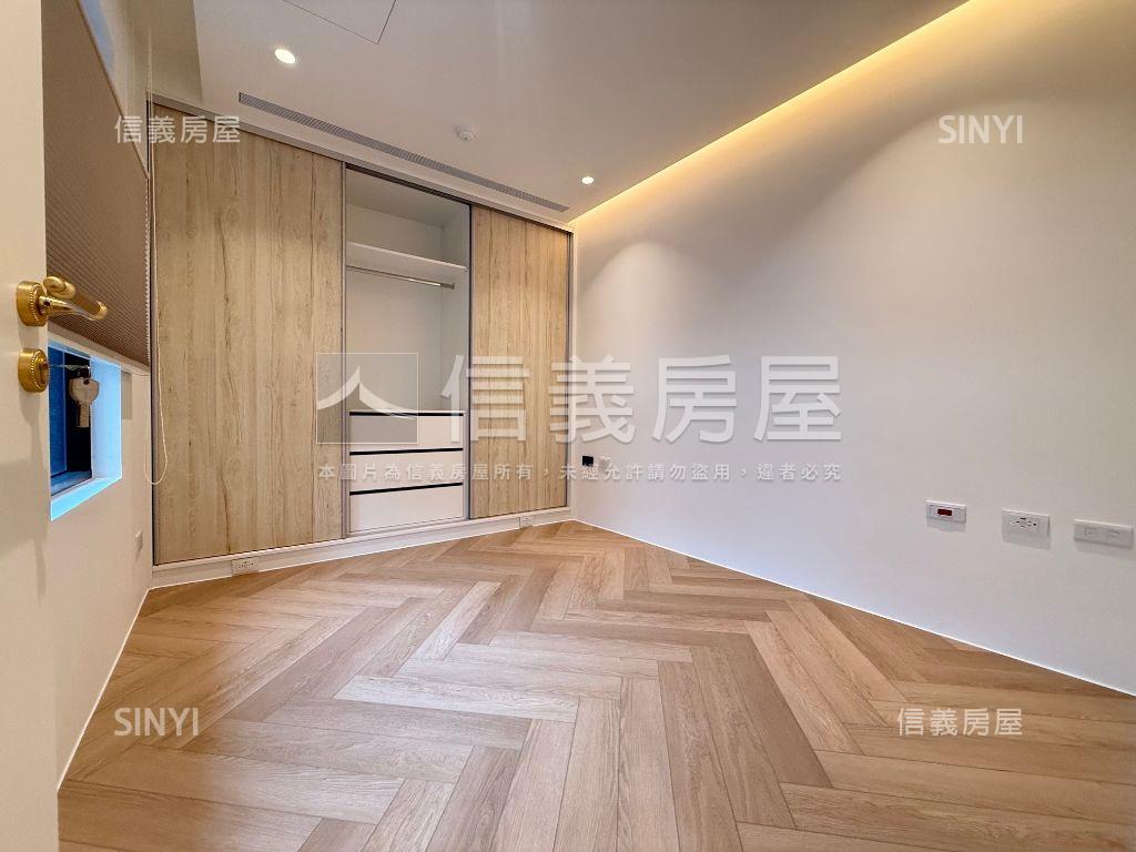 久康青沺美裝潢９樓房屋室內格局與周邊環境