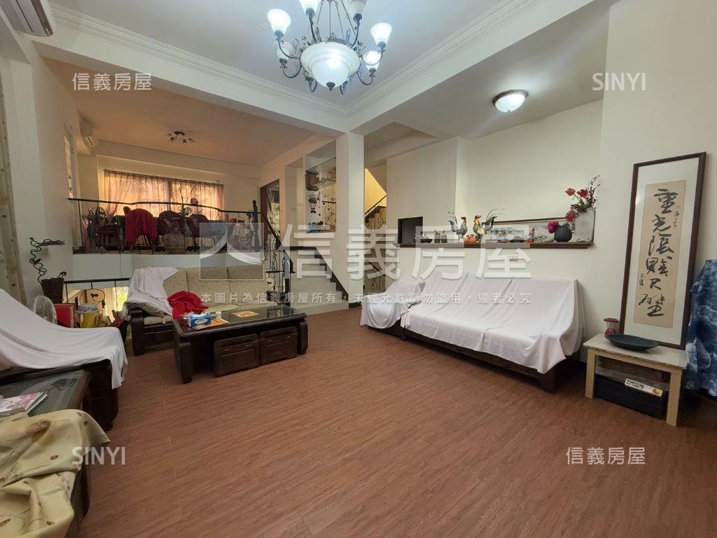 專任獨棟愛迪生美式別墅房屋室內格局與周邊環境