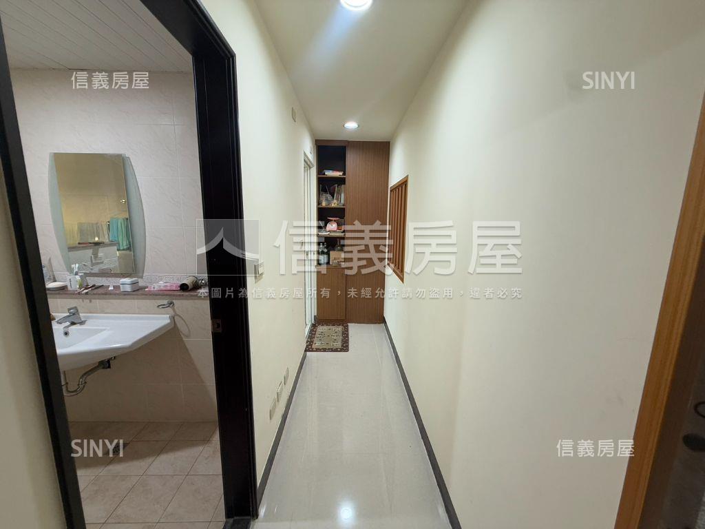 專任獨棟愛迪生美式別墅房屋室內格局與周邊環境