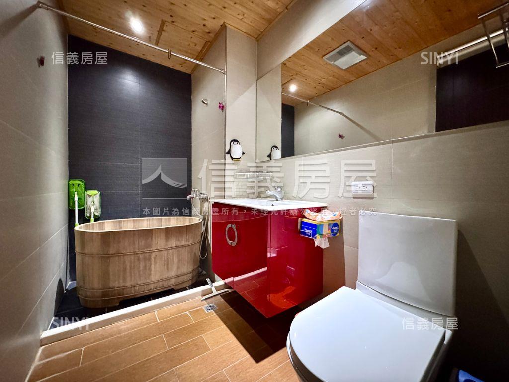 巨蛋瑞豐裝潢兩房平移車位房屋室內格局與周邊環境