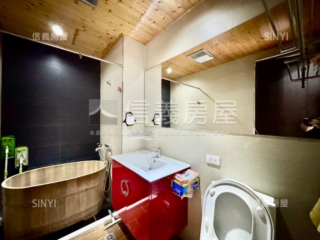 巨蛋瑞豐裝潢兩房平移車位房屋室內格局與周邊環境