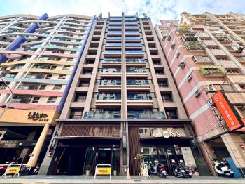 巨蛋瑞豐裝潢兩房平移車位