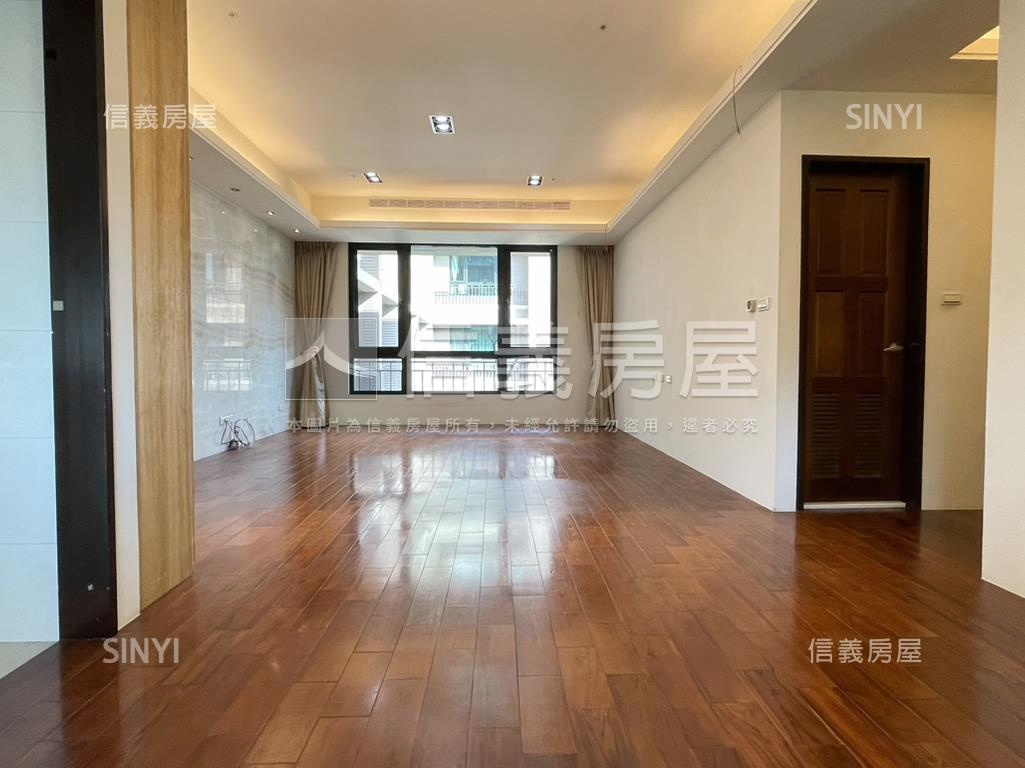 東禧一品明亮四房車位房屋室內格局與周邊環境