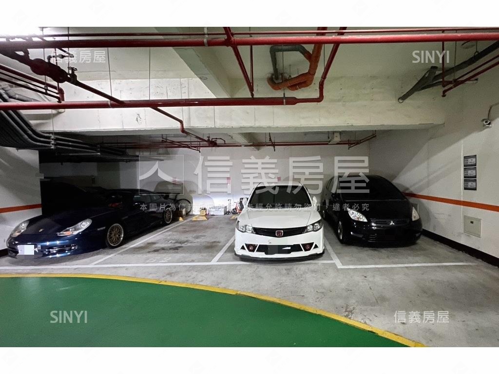 東禧一品明亮四房車位房屋室內格局與周邊環境