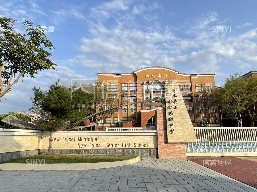 東禧一品明亮四房車位房屋室內格局與周邊環境