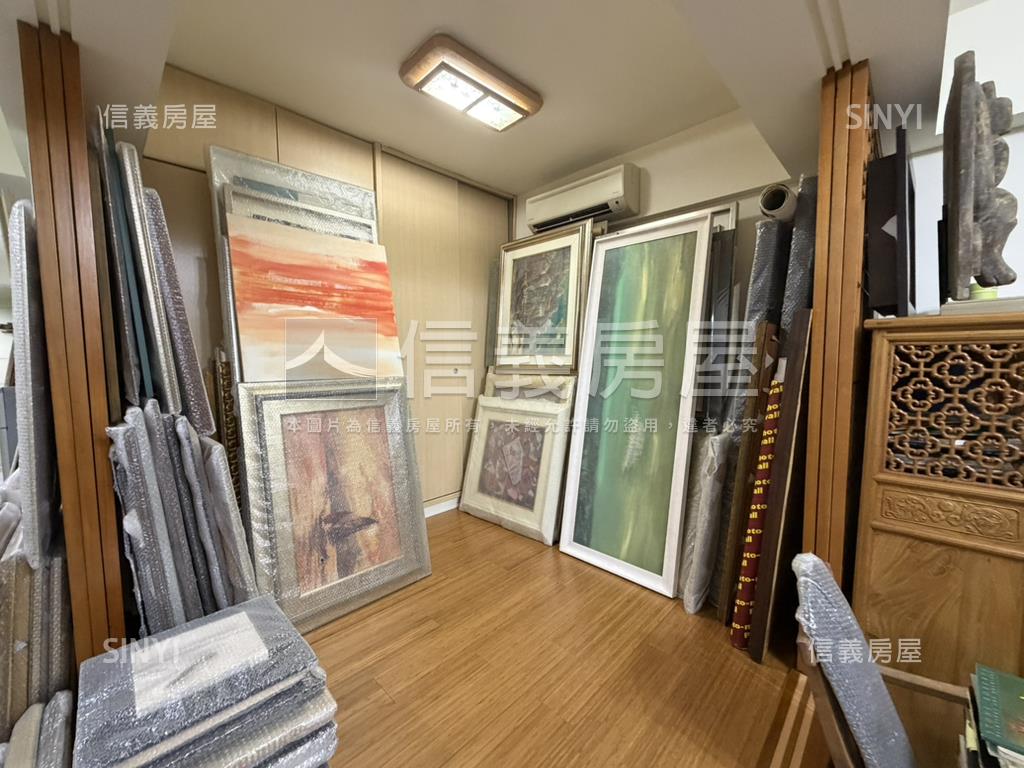 寬敞明亮美美的一樓房屋室內格局與周邊環境