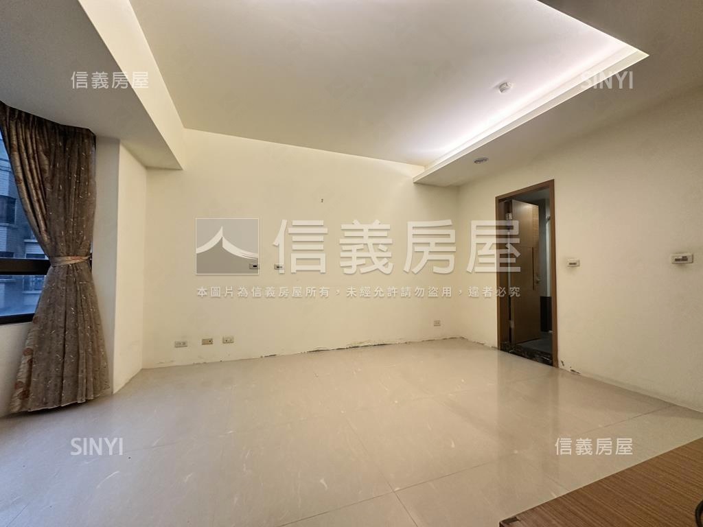 仁愛國寶３房子母車位房屋室內格局與周邊環境