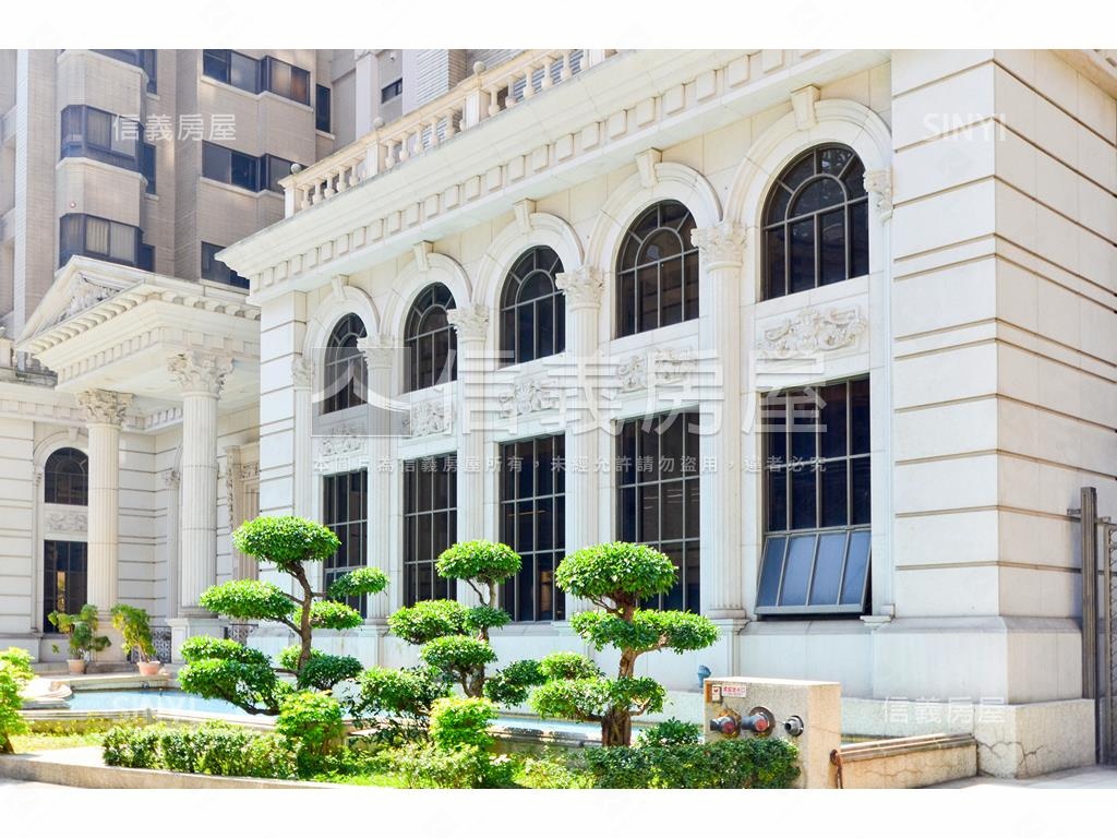 仁愛國寶３房子母車位房屋室內格局與周邊環境