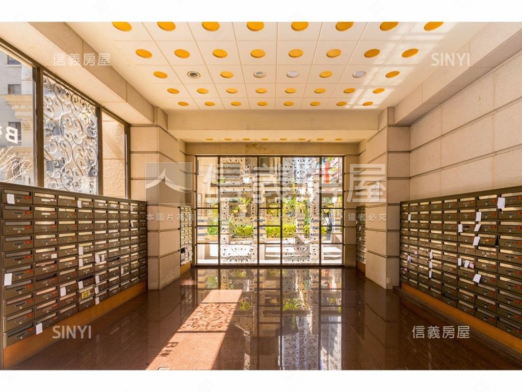 仁愛國寶３房子母車位房屋室內格局與周邊環境