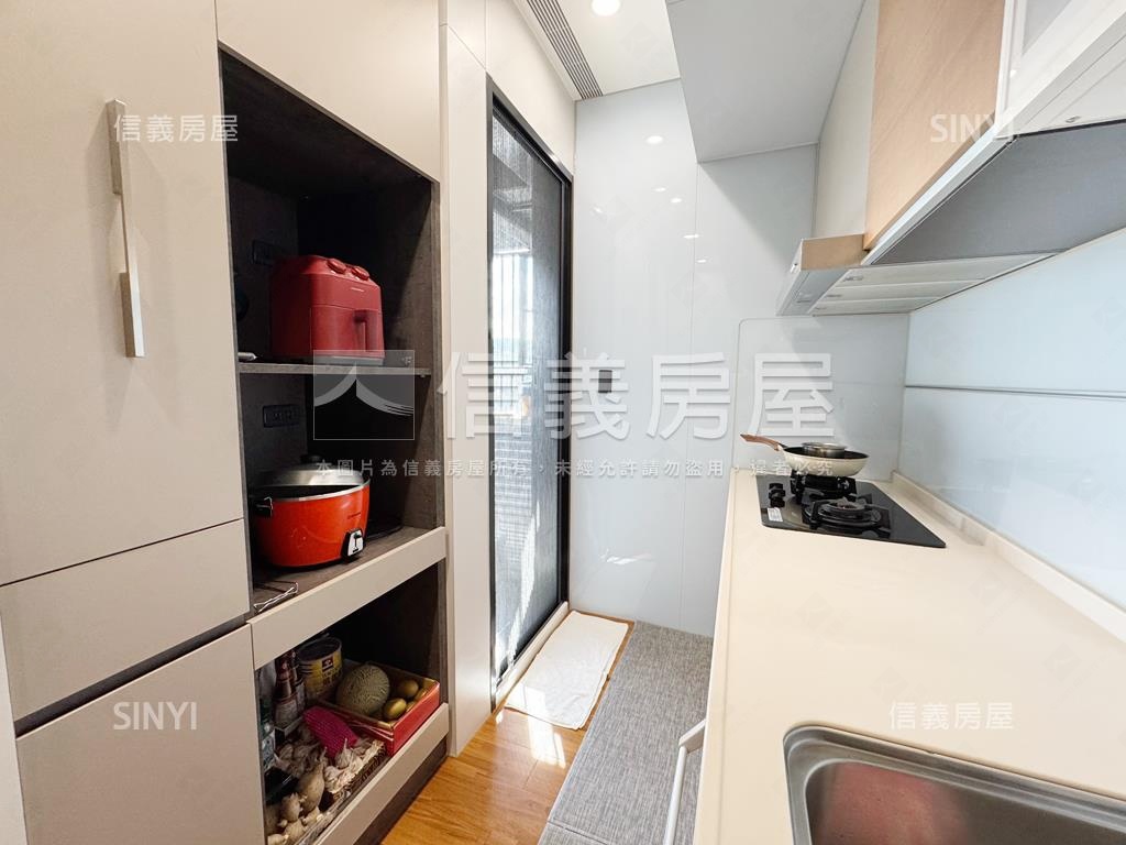 仰德灣精裝輕豪宅房屋室內格局與周邊環境