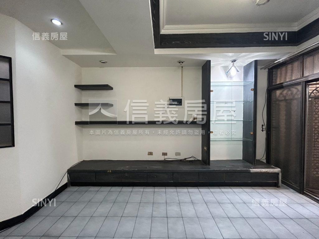 稀！公寓一樓方便停車房屋室內格局與周邊環境