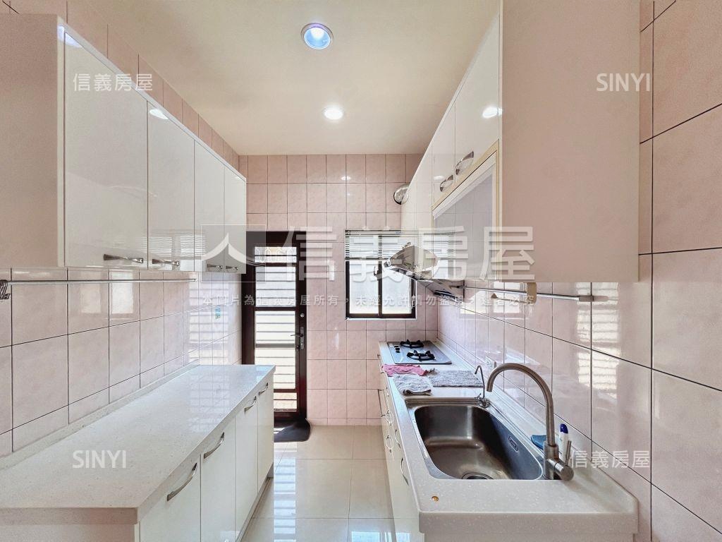 ✦新泰採光三房輕鬆成家✦房屋室內格局與周邊環境