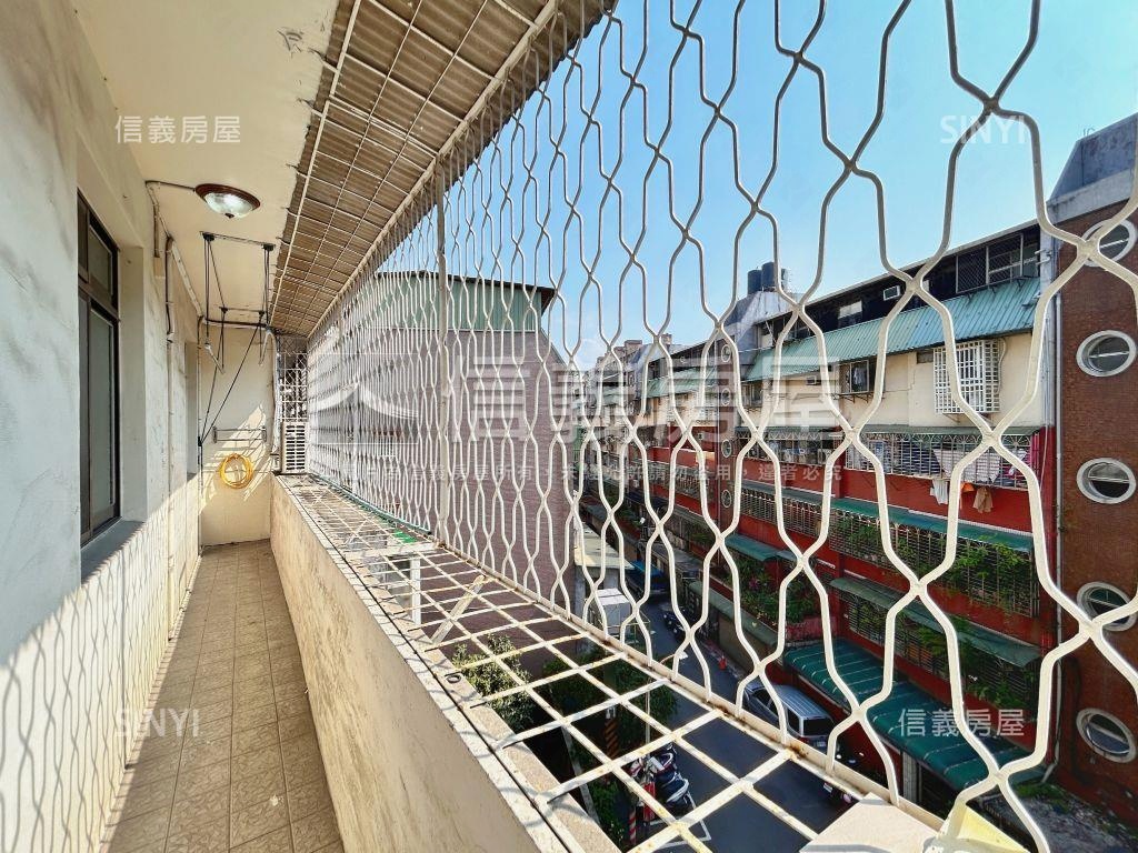 ✦新泰採光三房輕鬆成家✦房屋室內格局與周邊環境