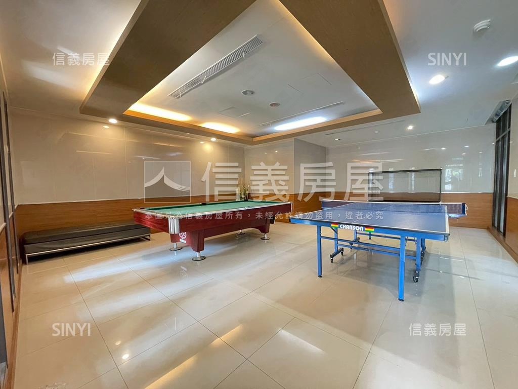 未來家稀有露台樹景兩房房屋室內格局與周邊環境