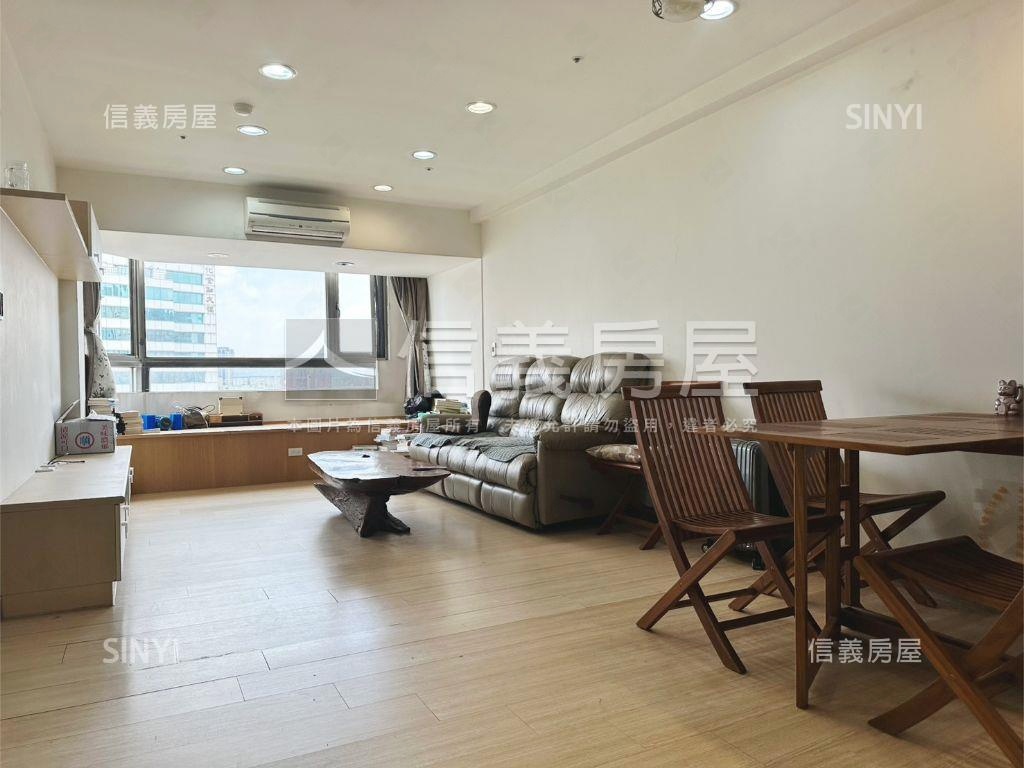 新埔捷運景觀三房稀有釋出房屋室內格局與周邊環境