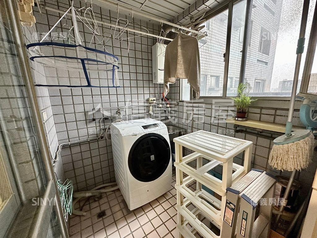 新埔捷運景觀三房稀有釋出房屋室內格局與周邊環境