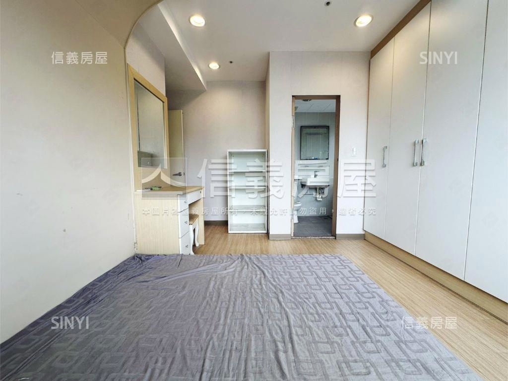 新埔捷運景觀三房稀有釋出房屋室內格局與周邊環境
