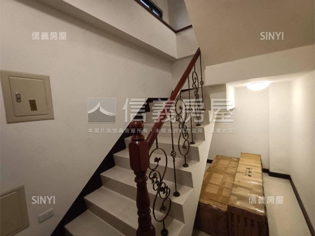 中壢過領電梯透天奧古斯都房屋室內格局與周邊環境