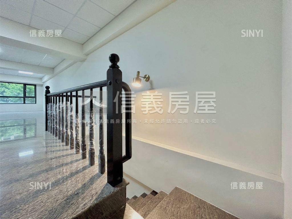 文鼎為美＿黃金店面房屋室內格局與周邊環境