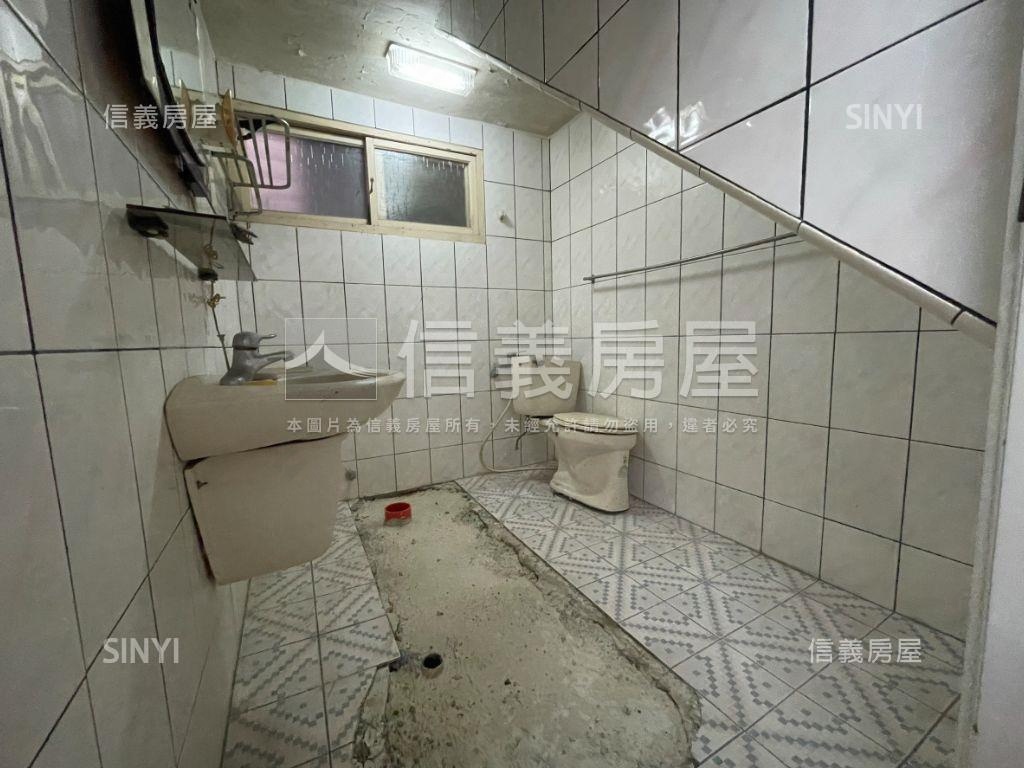 近城隍廟好整理起家厝房屋室內格局與周邊環境