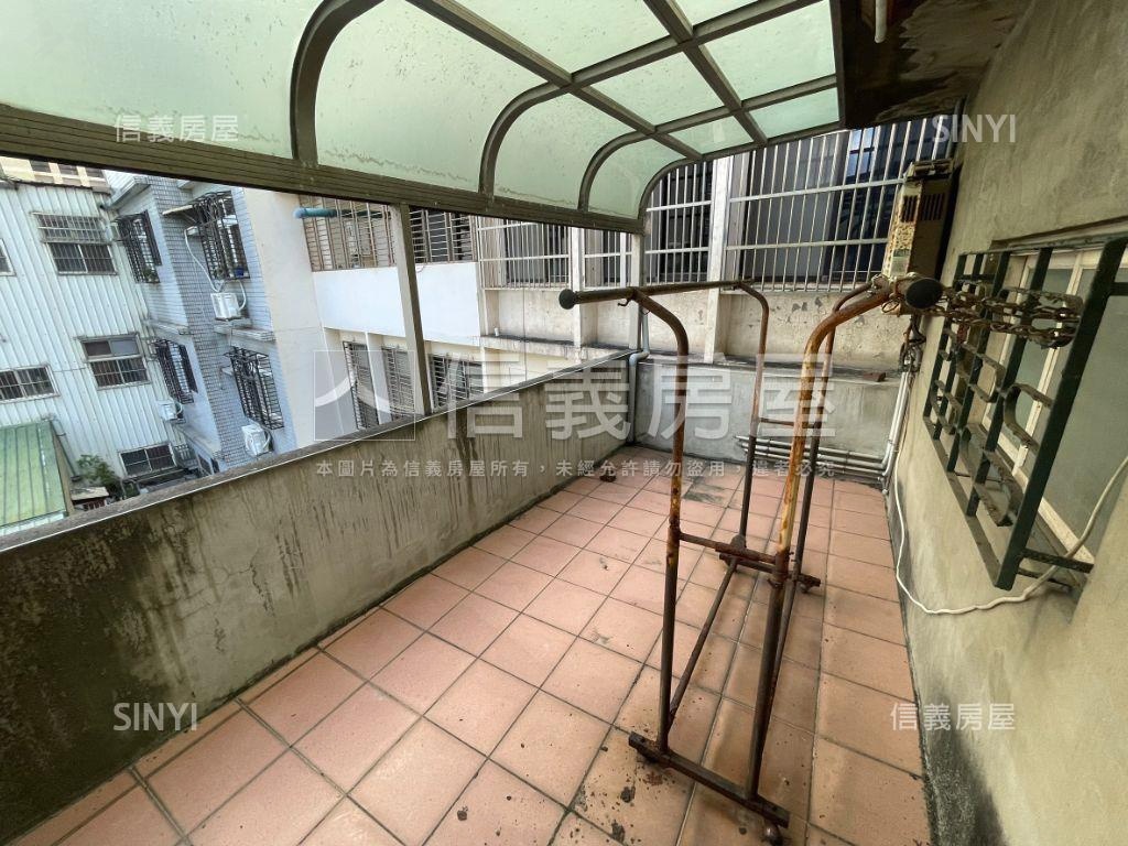 近城隍廟好整理起家厝房屋室內格局與周邊環境
