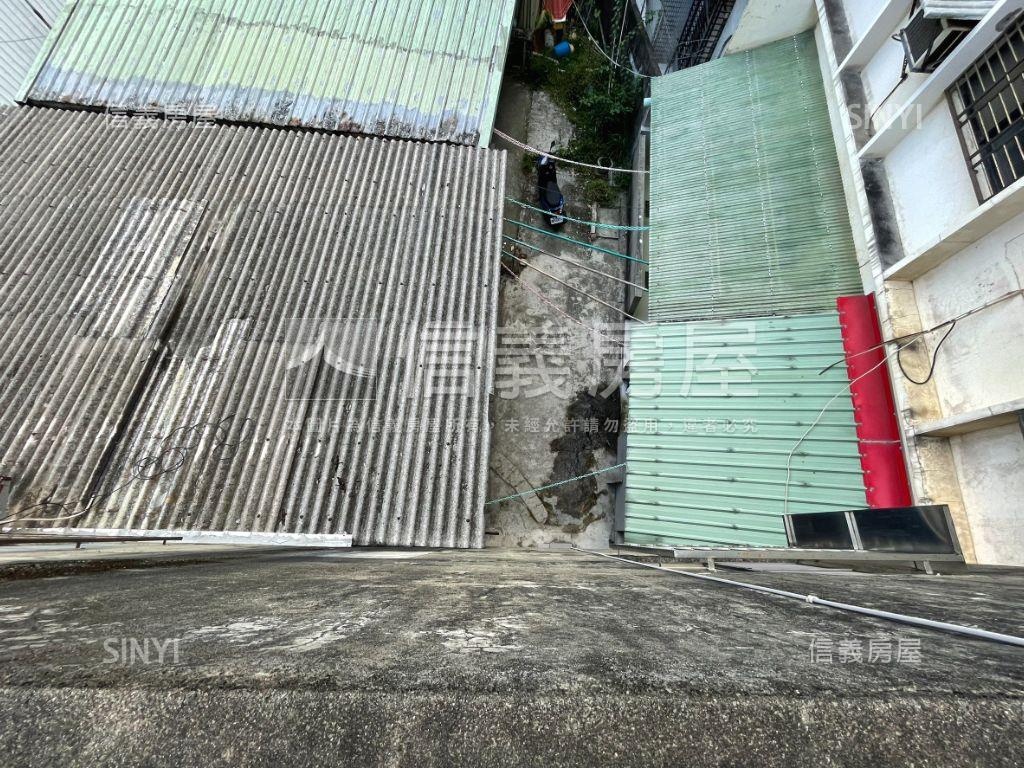 近城隍廟好整理起家厝房屋室內格局與周邊環境