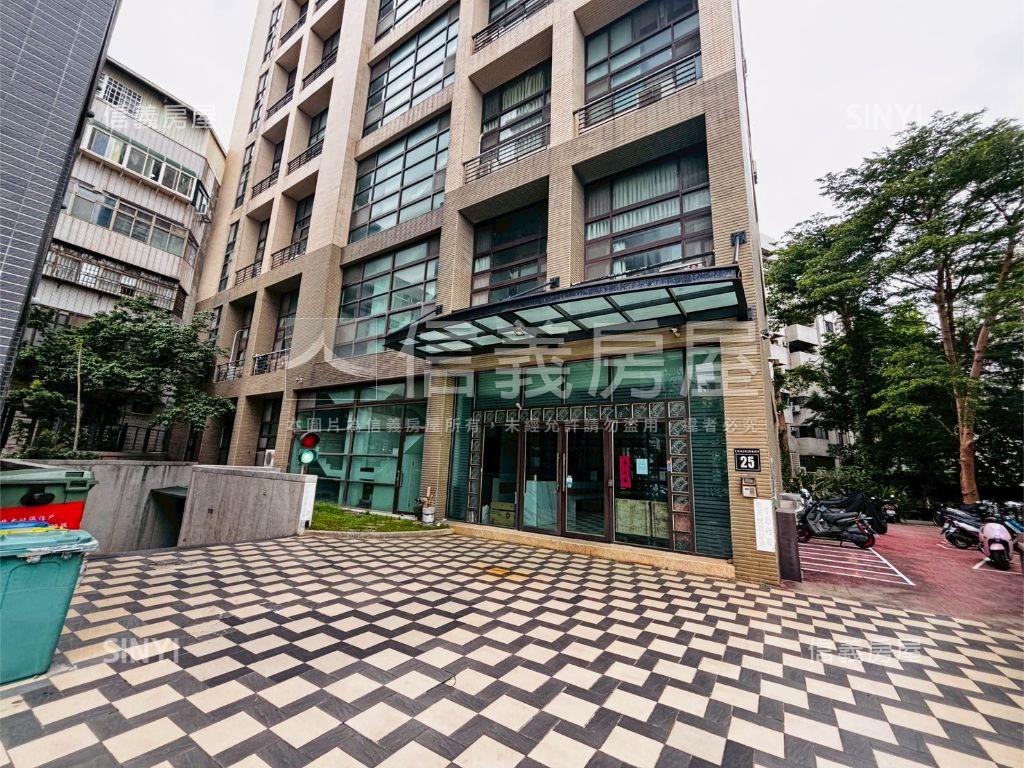 金摩登房屋室內格局與周邊環境