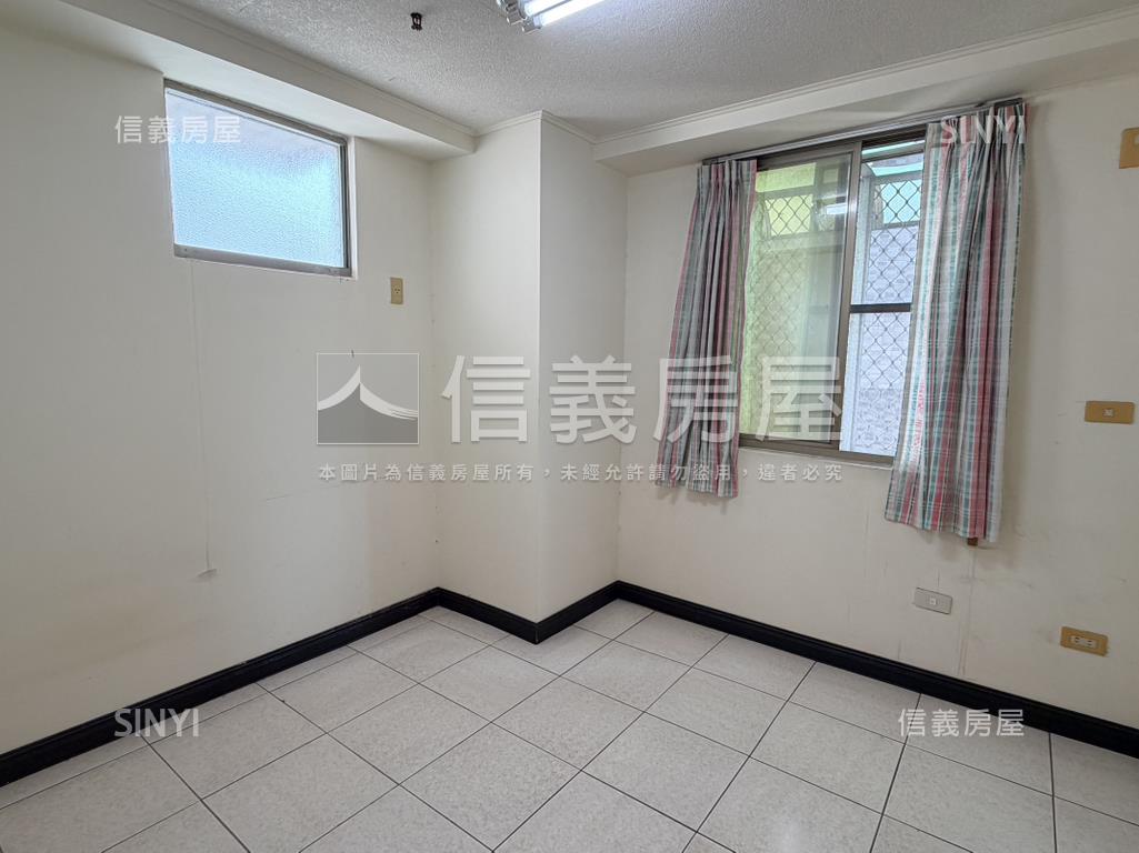 建興學區首選／次頂樓三房房屋室內格局與周邊環境