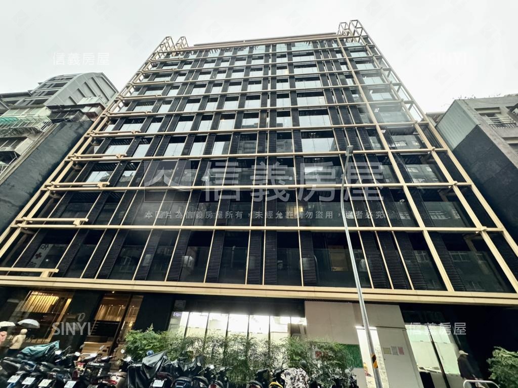 東騰界高樓毛胚房屋室內格局與周邊環境