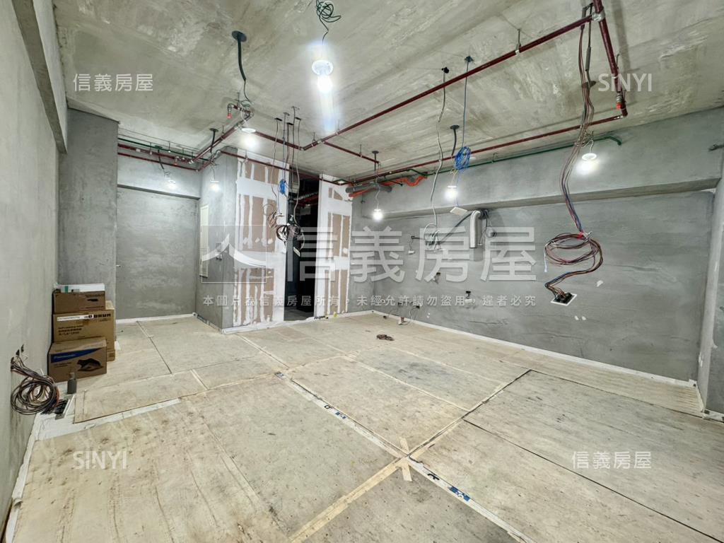 東騰界高樓毛胚房屋室內格局與周邊環境