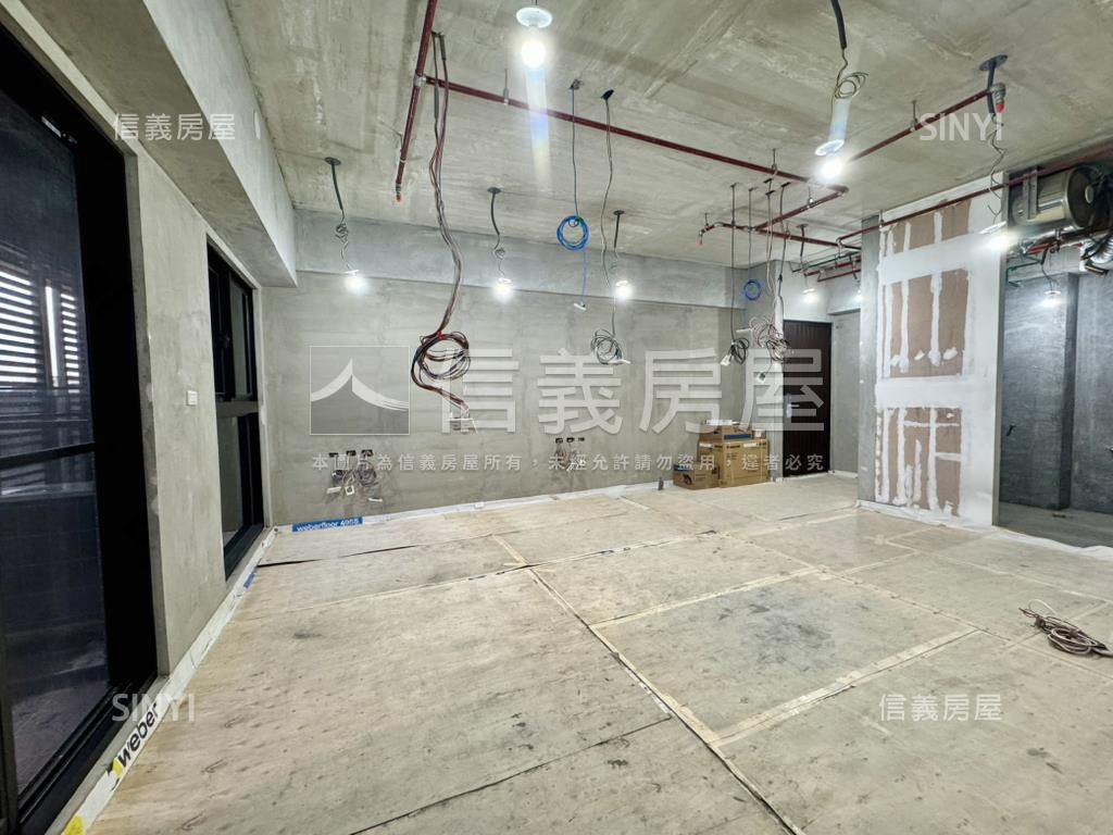 東騰界高樓毛胚房屋室內格局與周邊環境